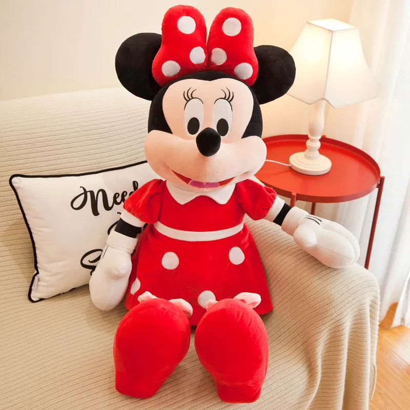 “Mickey e Minnie de Pelúcia 35cm – Magia Disney em Forma de Abraço!”